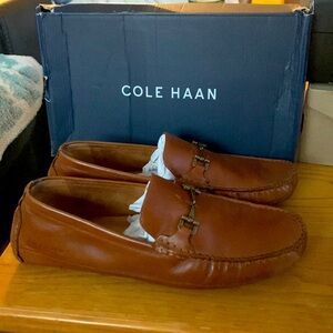 Cole Haan Wyatt Bit Driver men’s size 12. New in box. Box damage. Very soft.